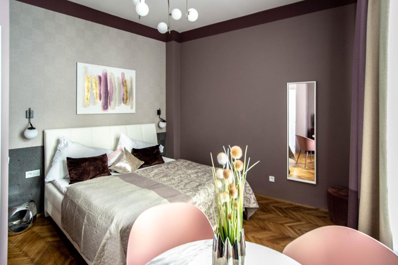 Colorful Day In Prague Design Apartments Eksteriør billede